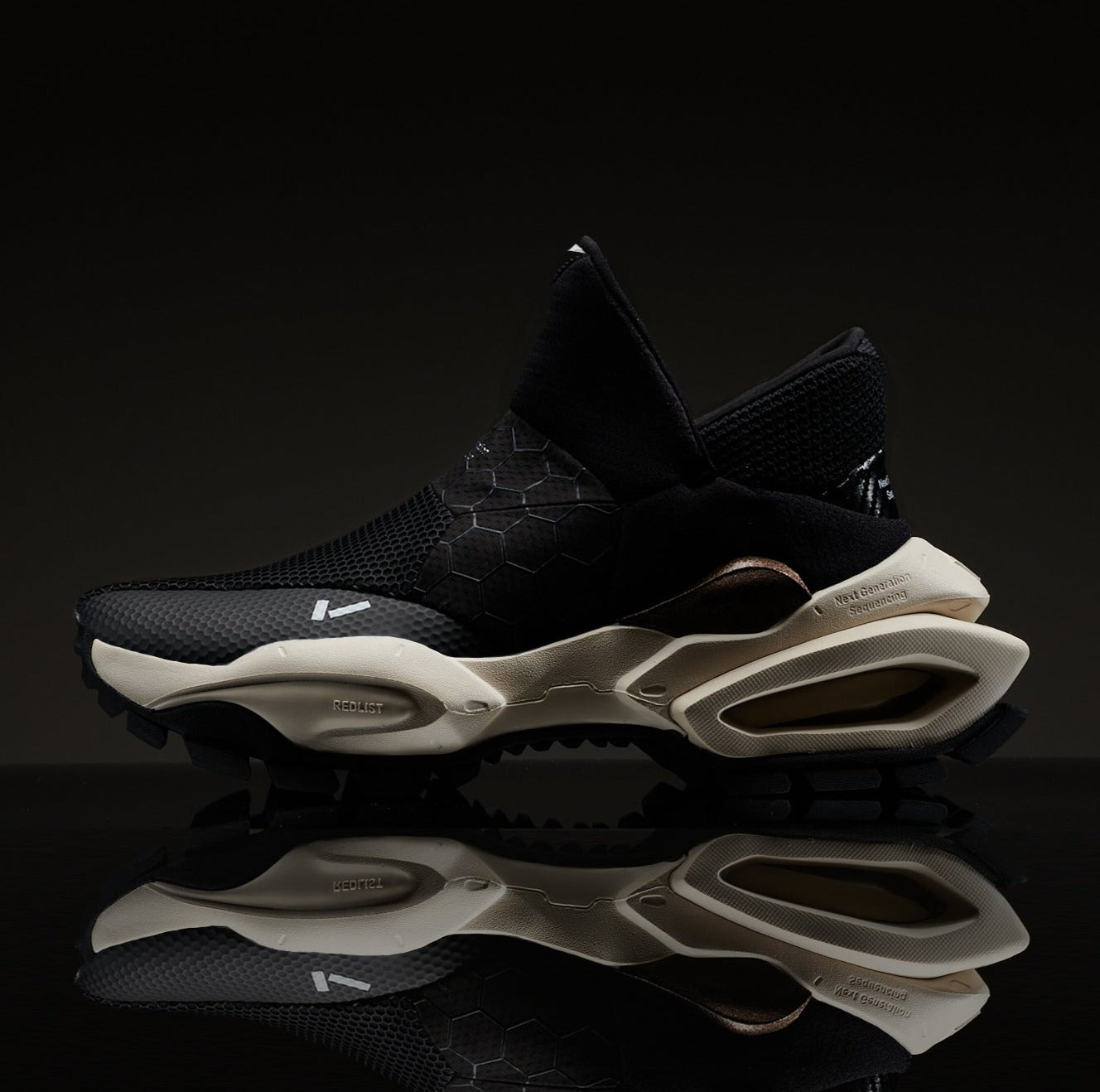 Black and White (2nd model)